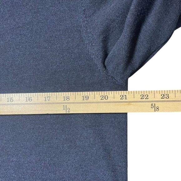 Bloomingdale’s The Men’s Store Merino Wool Crewneck Sweater Size Large Blue EUC - Picture 13 of 16